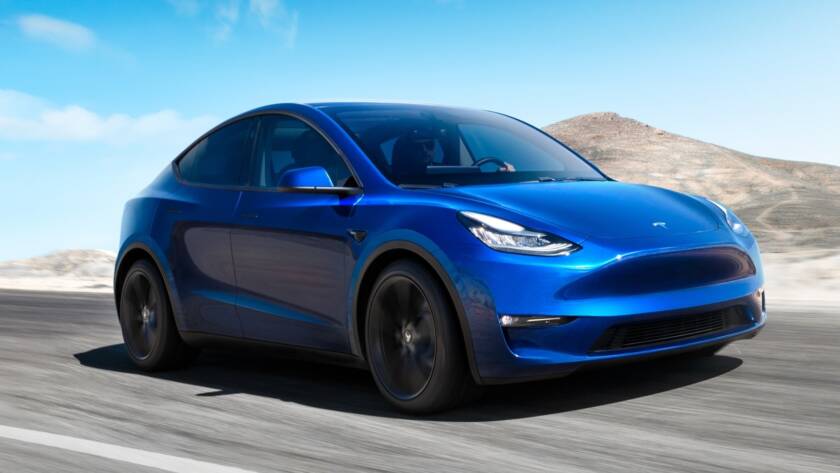 tesla model y de schimb pe rca